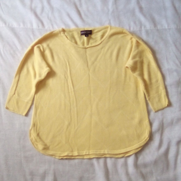 Dana Buchman Tops - Dana Buchman Yellow Top